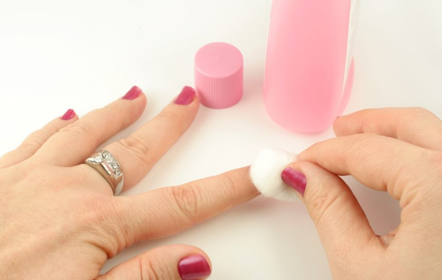 nail polish remover 5 dolog, amire eddig biztosan nem használtad a körömlakklemosót.